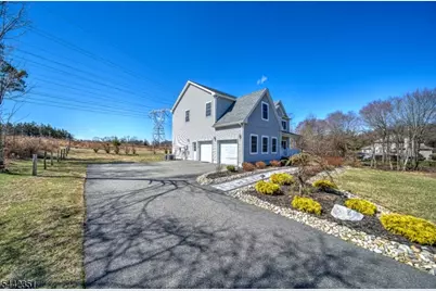 1125 Van Arsdale Dr, Branchburg Township, NJ 08853 - Photo 45
