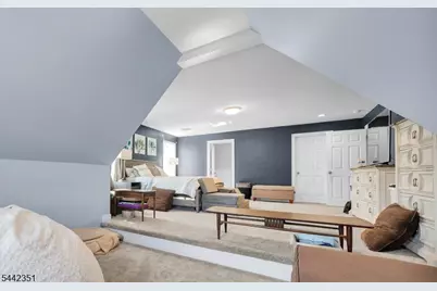 1125 Van Arsdale Dr, Branchburg Township, NJ 08853 - Photo 21