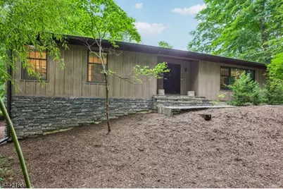 765 Pines Lake Dr, Wayne, NJ 07470 - Photo 3