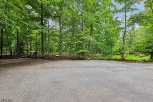 765 Pines Lake Dr, Wayne, NJ 07470 - Photo 35