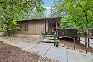 765 Pines Lake Dr, Wayne, NJ 07470 - Photo 3