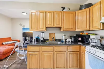 106 E Main St, Paterson, NJ 07522 - Photo 11