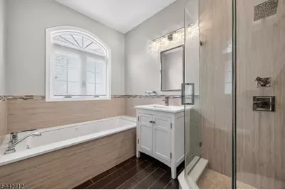 508 2nd Ave #1, Lyndhurst Township, NJ 07071 - Photo 11