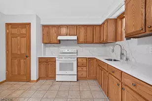 4 Howard Ave, Clifton, NJ 07013 - Photo 5