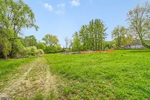 10 Concord Rd, Clinton Township, NJ 08833 - Photo 3