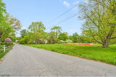 10 Concord Rd, Clinton Township, NJ 08833 - Photo 5