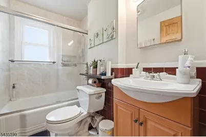 73 Charles St, Belleville, NJ 07109 - Photo 13