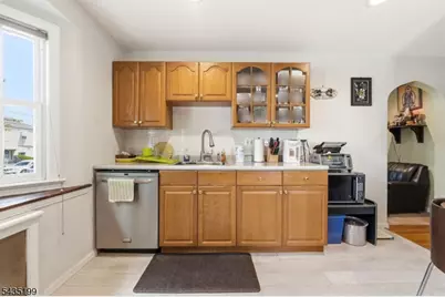 73 Charles St, Belleville, NJ 07109 - Photo 9