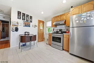 73 Charles St, Belleville, NJ 07109 - Photo 7