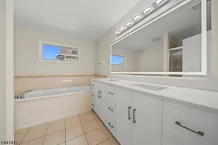 41 Nicole Ln, Parsippany, NJ 07054 - Photo 21