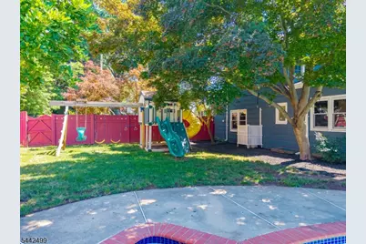 1100 Edgewood Road, Elizabeth, NJ 07208 - Photo 33
