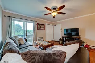 314 Federal Hill Rd Bldg C, Pompton Lakes, NJ 07442 - Photo 7