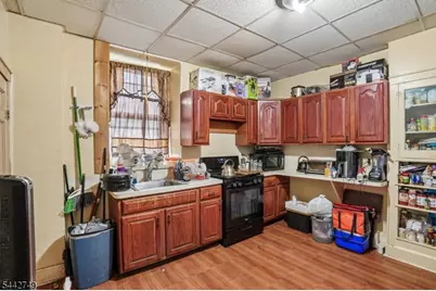 409 N 8th St, Prospect Park, NJ 07508 - Photo 13