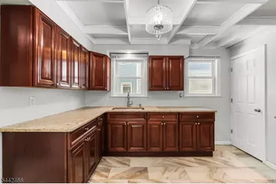 40 Teaneck Rd, Ridgefield, NJ 07660 - Photo 9
