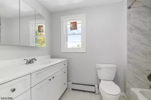 40 Teaneck Rd, Ridgefield, NJ 07660 - Photo 13