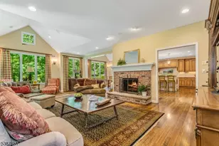 26 Chalfonte Dr, Clinton Township, NJ 08833 - Photo 13