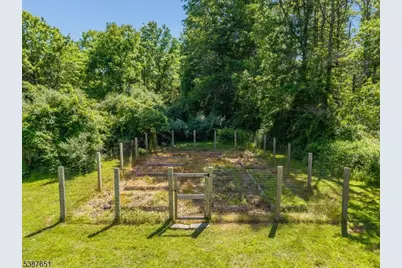 26 Chalfonte Dr, Clinton Township, NJ 08833 - Photo 43