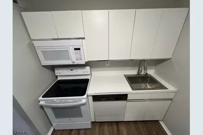 111 Mulberry St #2R, Newark, NJ 07102 - Photo 9