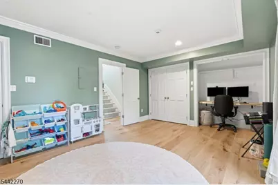 66 S Fullerton Ave #8, Montclair, NJ 07042 - Photo 19