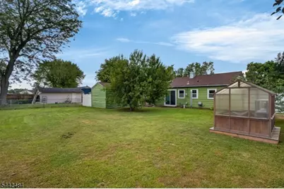 309 Stelko Ave, Lopatcong Township, NJ 08865 - Photo 25