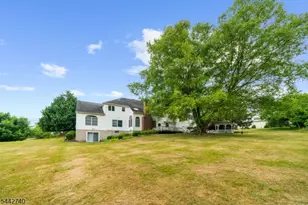 3 Regal Way, Raritan Township, NJ 08822 - Photo 3