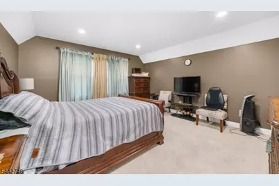 3 Regal Way, Raritan Township, NJ 08822 - Photo 29