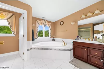 3 Regal Way, Raritan Township, NJ 08822 - Photo 23