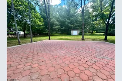 17 Londonderry Dr, Raritan Township, NJ 08822 - Photo 19
