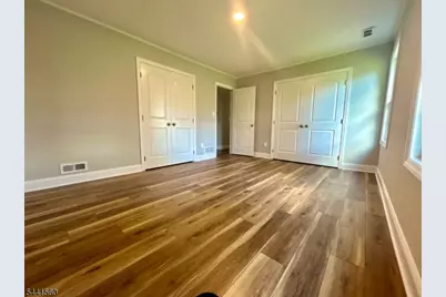 17 Londonderry Dr, Raritan Township, NJ 08822 - Photo 17
