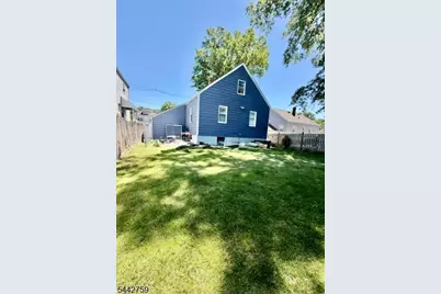 624 Chandler Ave, Roselle, NJ 07203 - Photo 3