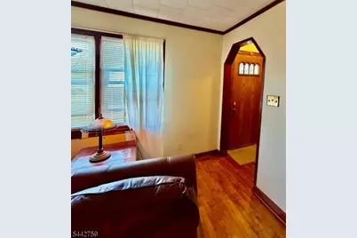 624 Chandler Ave, Roselle, NJ 07203 - Photo 11