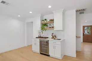 14 Maplewood Dr, Livingston, NJ 07039 - Photo 7