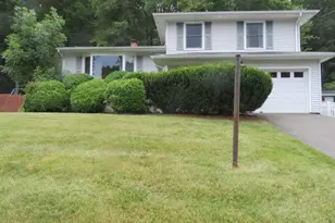 30 Deer Path Dr, Mount Olive, NJ 07836 - Photo 1