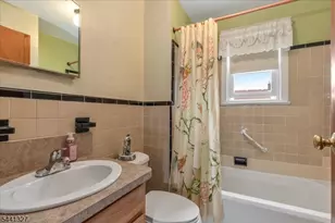 23 Myrtle St, Cranford Township, NJ 07016 - Photo 7