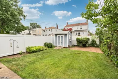 23 Myrtle St, Cranford Township, NJ 07016 - Photo 11