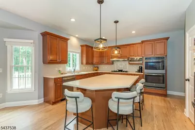 18 Stoneybrook Road, Washington Township, NJ 07853 - Photo 17