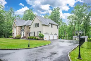 18 Stoneybrook Rd, Washington Township, NJ 07853 - Photo 49