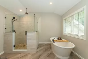 18 Stoneybrook Rd, Washington Township, NJ 07853 - Photo 29