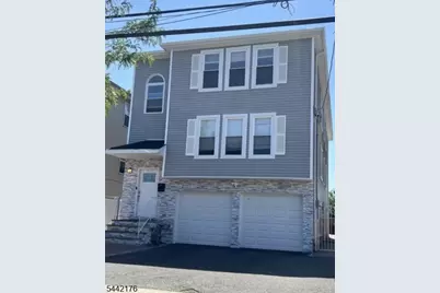 118 Burnett St, Elizabeth, NJ 07202 - Photo 1
