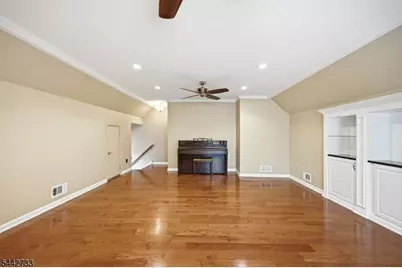 25 Trouville Dr, Parsippany, NJ 07054 - Photo 19