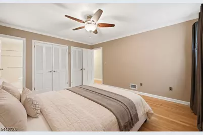 25 Trouville Dr, Parsippany, NJ 07054 - Photo 17
