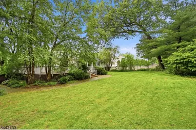 25 Trouville Dr, Parsippany, NJ 07054 - Photo 25