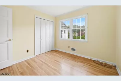 25 Trouville Dr, Parsippany, NJ 07054 - Photo 11
