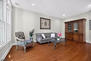 10 Camlet Ct, Roseland, NJ 07068 - Photo 23