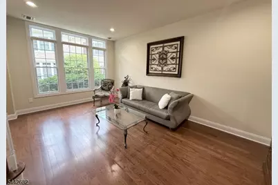 10 Camlet Ct, Roseland, NJ 07068 - Photo 21