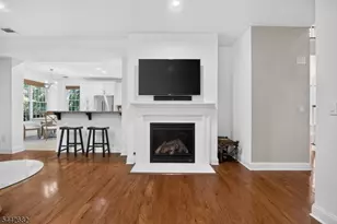 10 Camlet Ct, Roseland, NJ 07068 - Photo 15