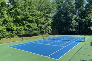 10 Camlet Ct, Roseland, NJ 07068 - Photo 43