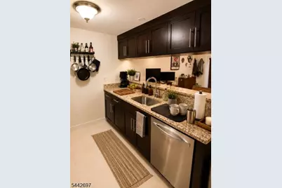 100 Tidewater St #1G, Jersey City, NJ 07302 - Photo 9