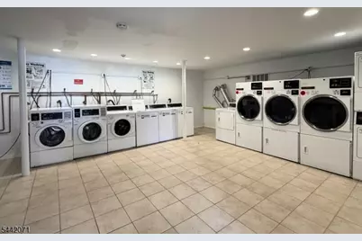 974 Main St, Hackensack, NJ 07601 - Photo 17