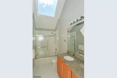 9 Angelina Ct, Monroe Township, NJ 08831 - Photo 11